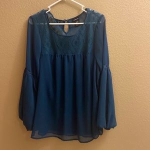 Women’s Teal Blouse